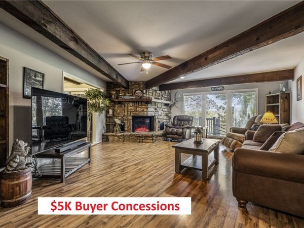 3 Fenchurch Lane, Bella Vista, AR 72715