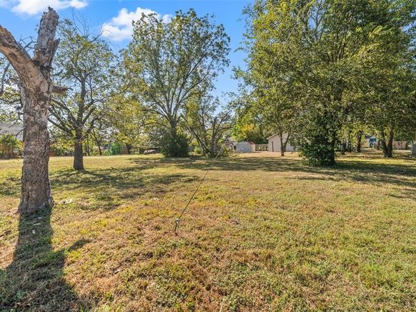 1830 N 6th Street, Waco, TX 76707