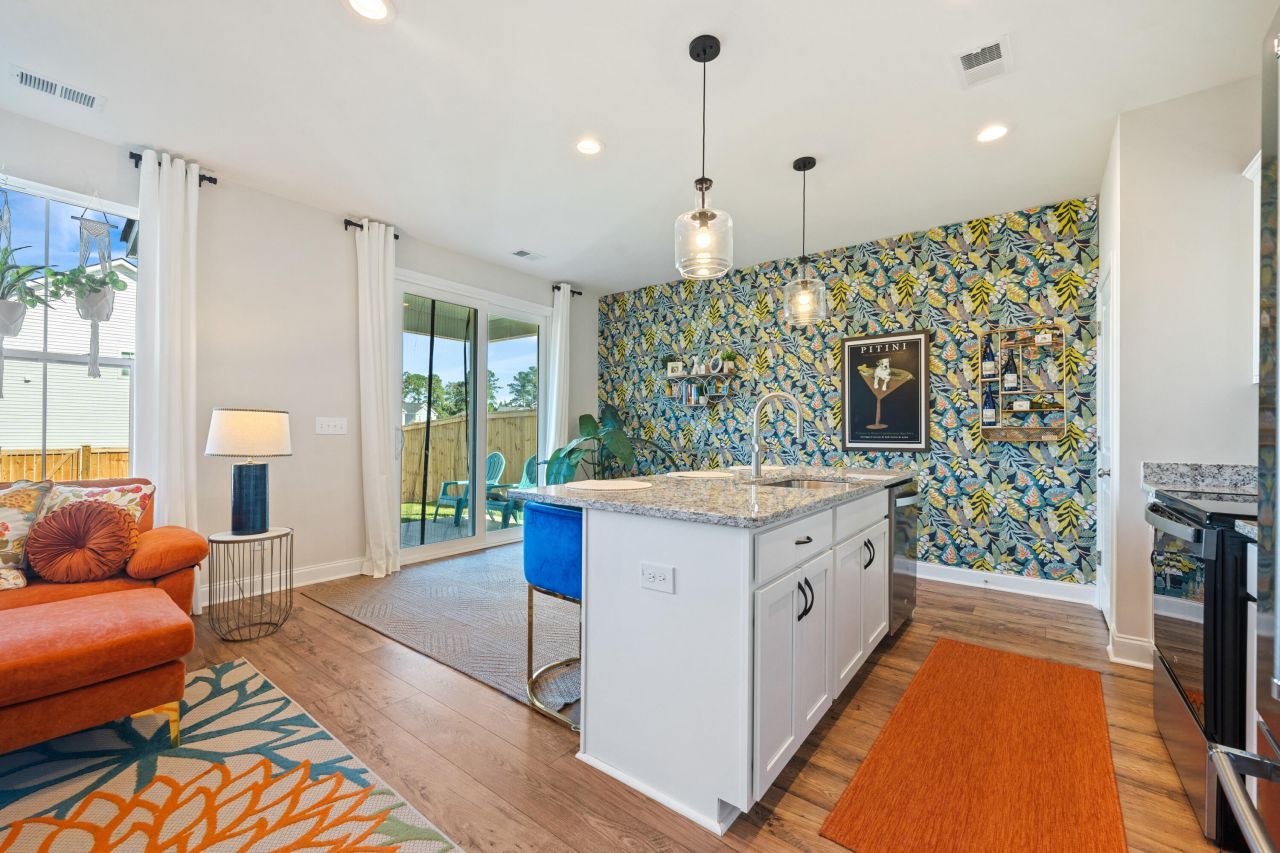 302 Chapman Circle Photo 13