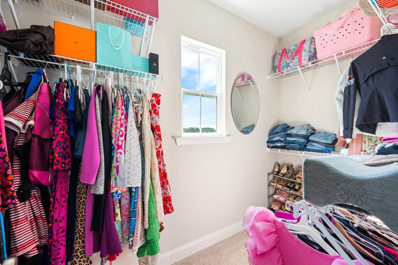 302 Chapman Circle Photo 23