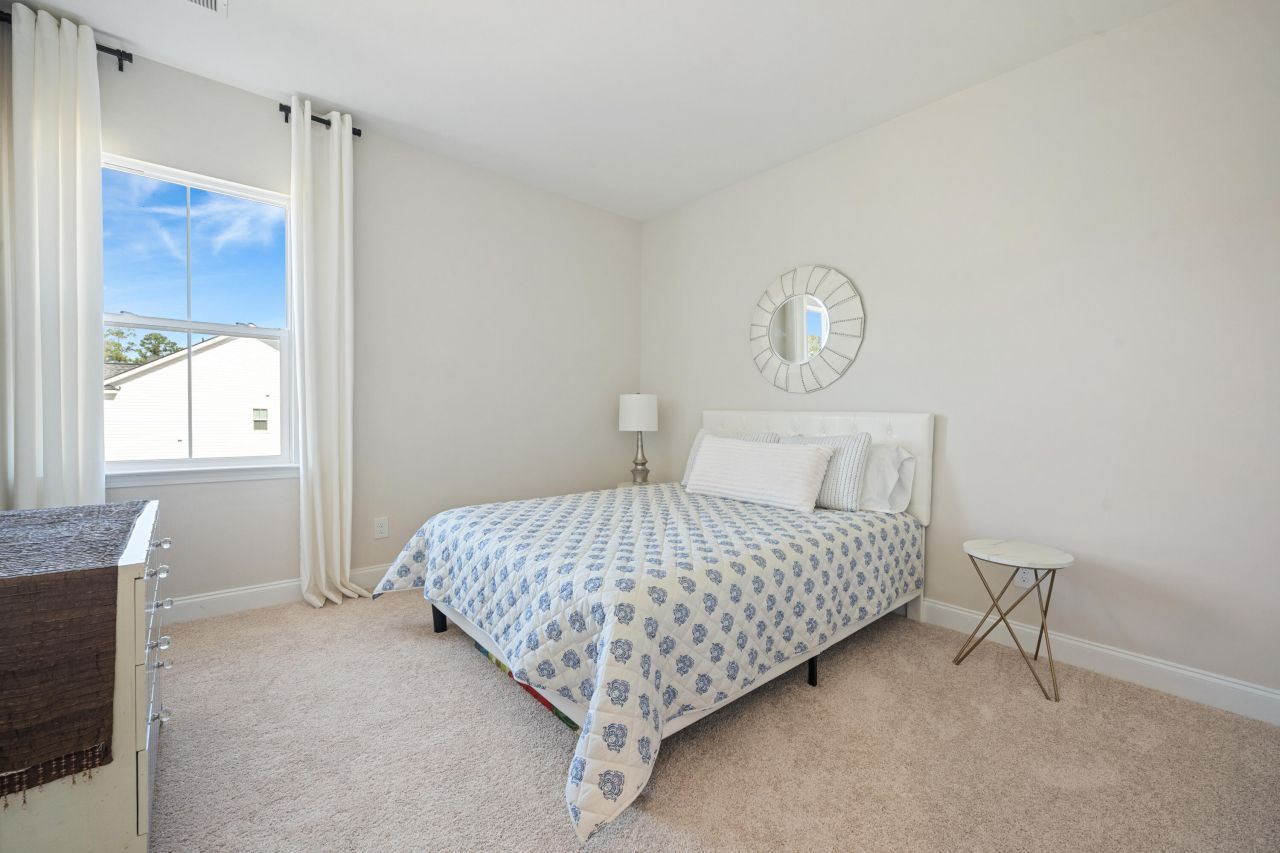 302 Chapman Circle Photo 27