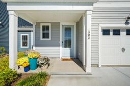 302 Chapman Circle photo 4