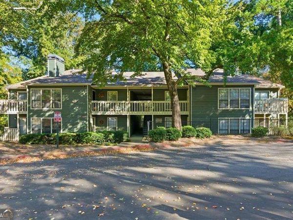 2607 Vinings Central Drive SE, Unit 6, Atlanta, GA 30339