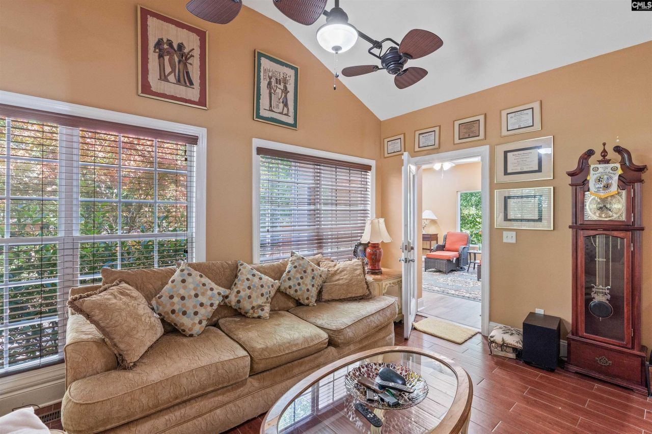 713 Harbor Vista Photo 22