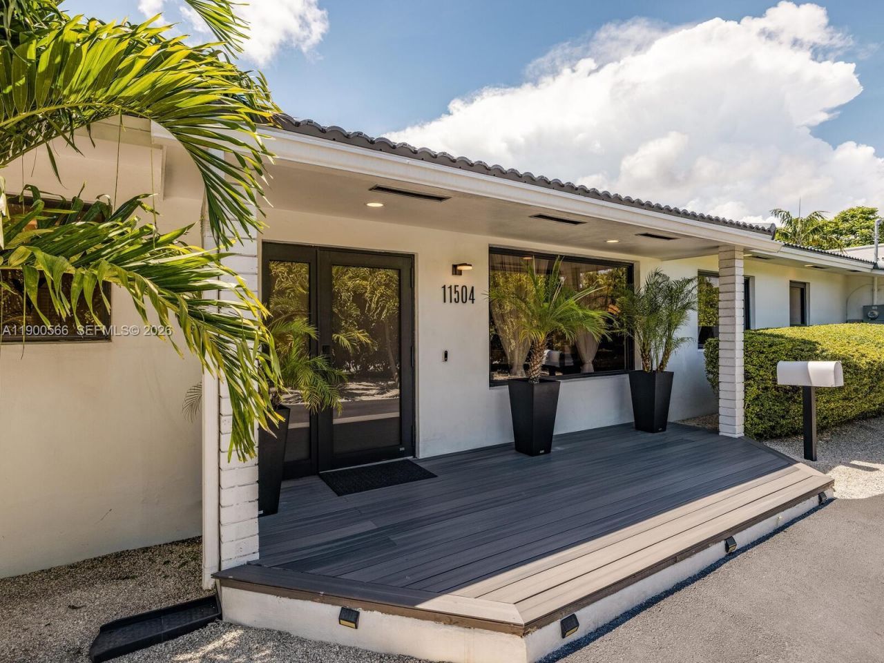 11504 NE 6th Ave, Biscayne Park, FL 33161 Photo