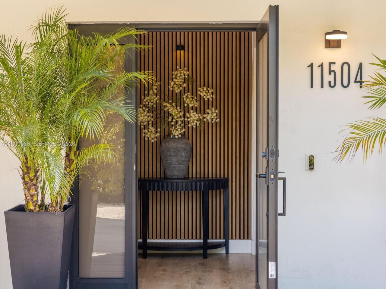 11504 NE 6th Ave, Biscayne Park, FL 33161 Photo