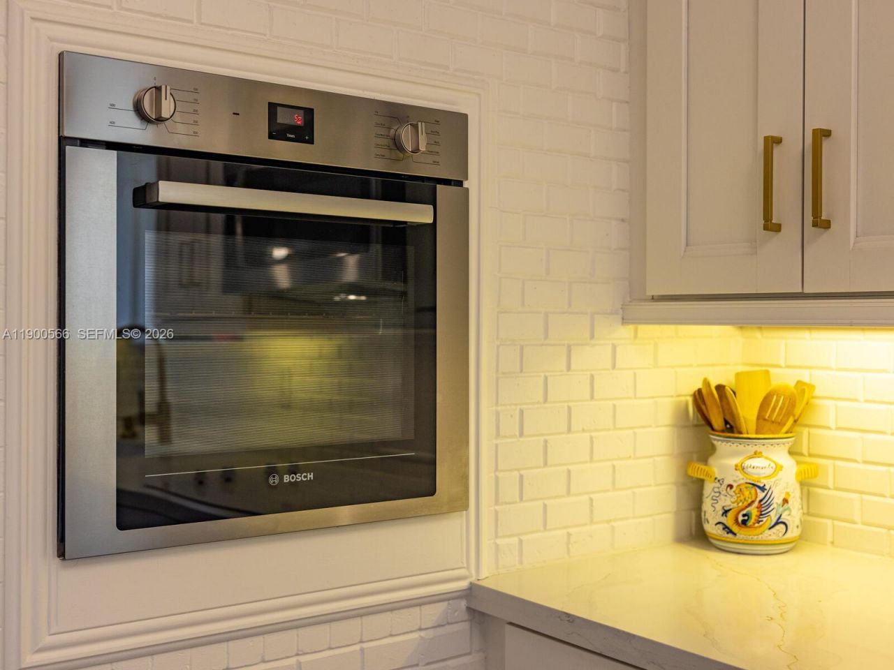 11504 NE 6th Ave, Biscayne Park, FL 33161 Photo