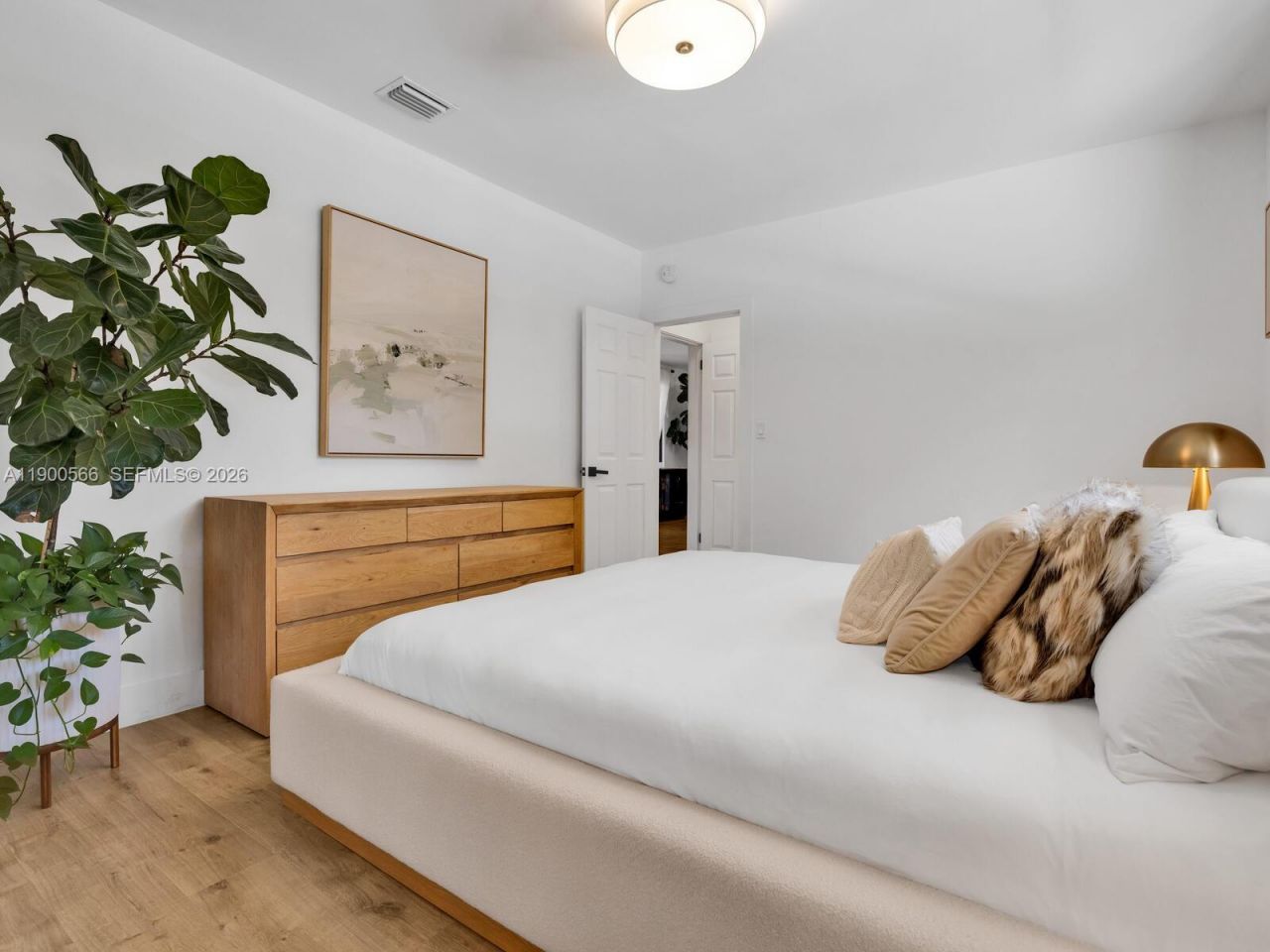 11504 NE 6th Ave, Biscayne Park, FL 33161 Photo