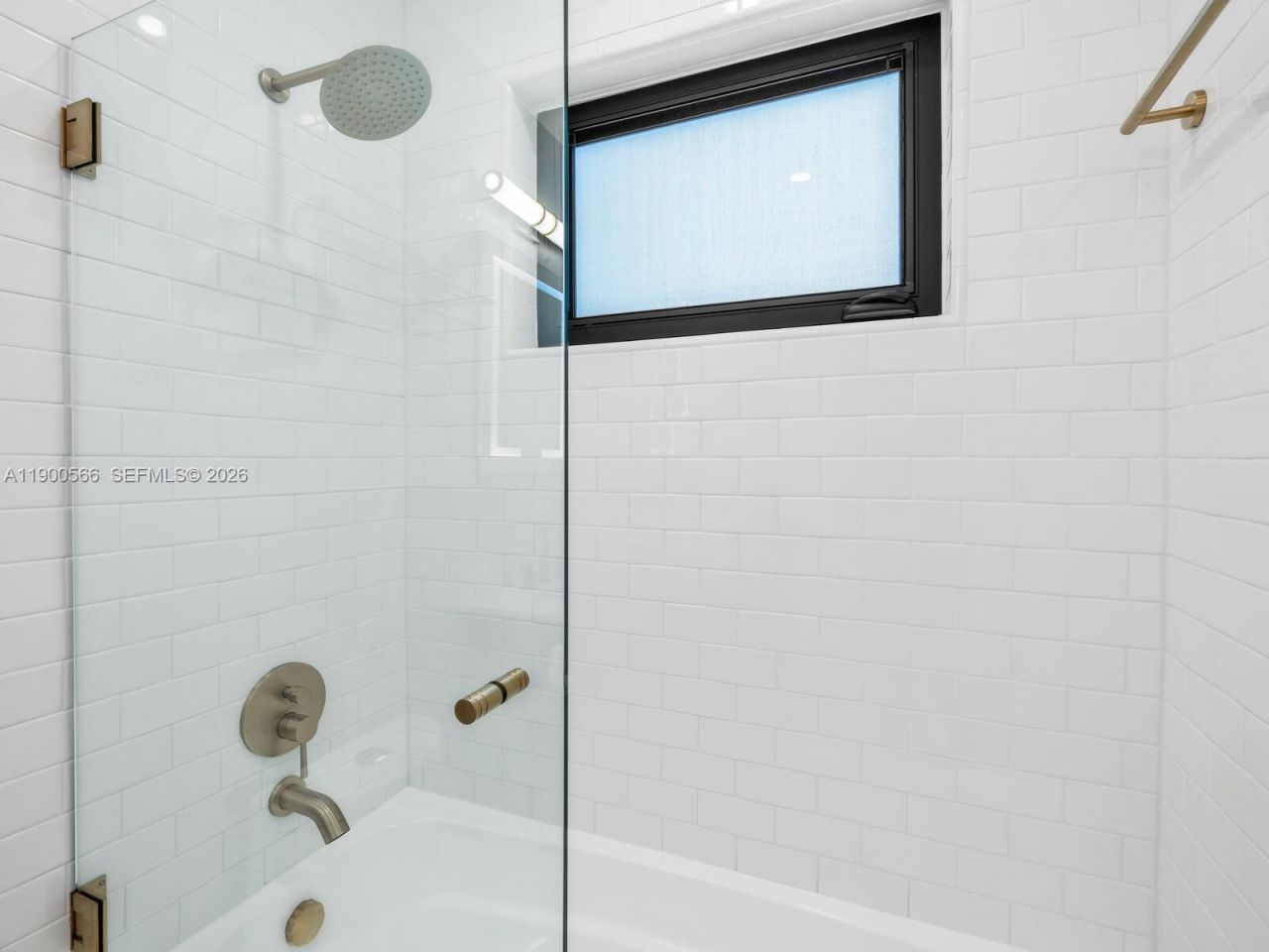 11504 NE 6th Ave, Biscayne Park, FL 33161 Photo