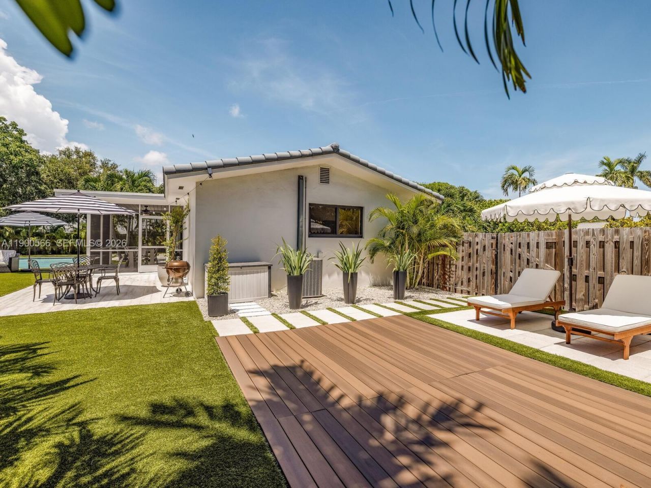 11504 NE 6th Ave, Biscayne Park, FL 33161 Photo