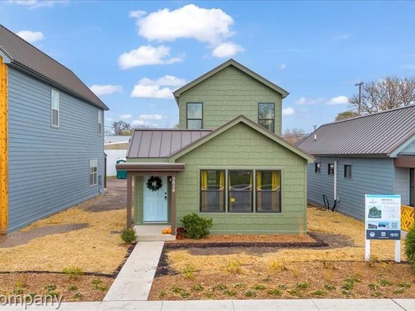 2838 16th Street, Detroit, MI 48216