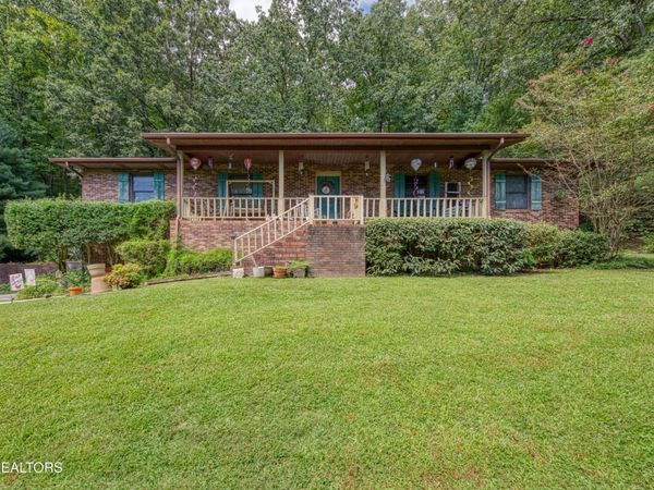 130 Brentwood Circle, Oliver Springs, TN 37840