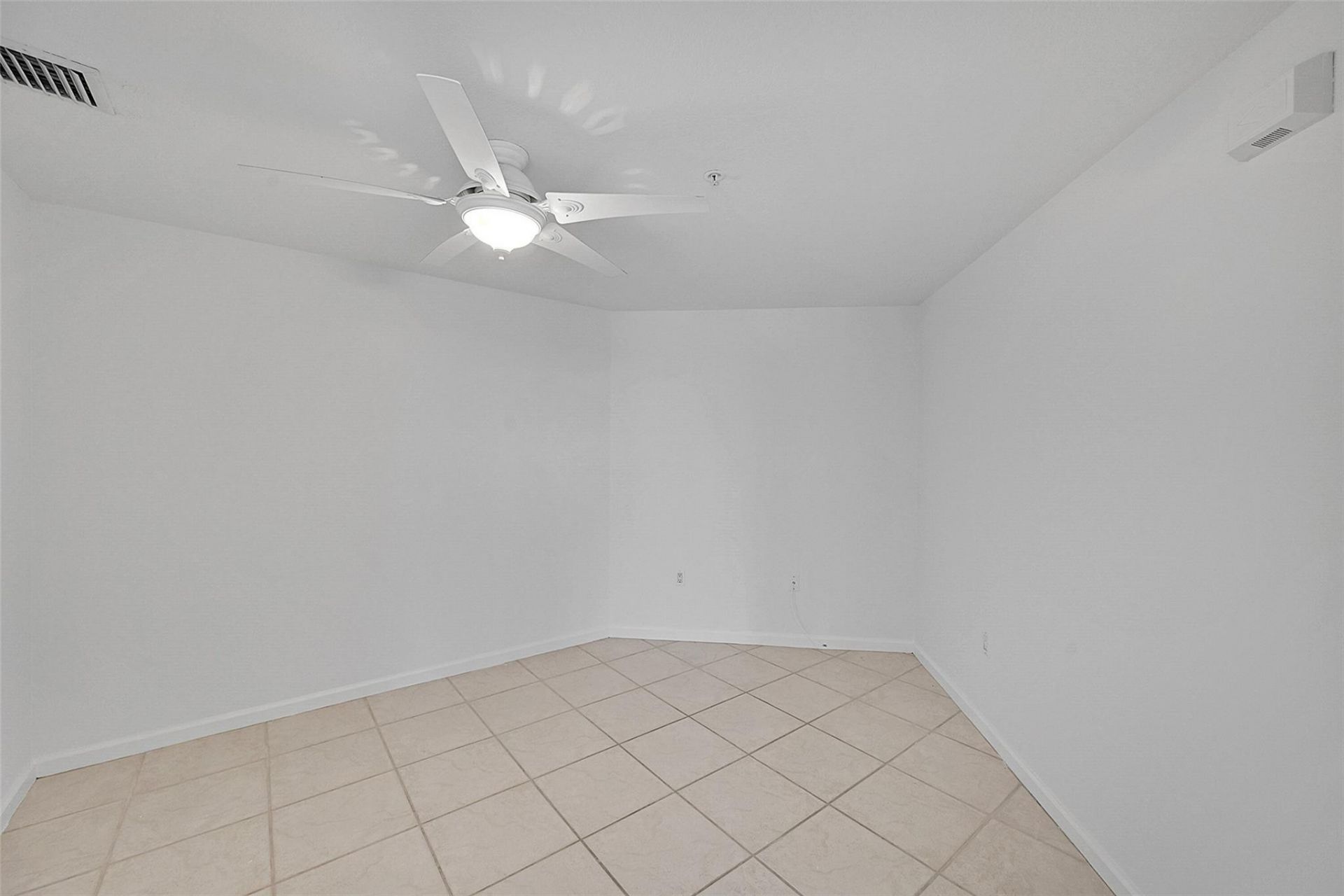 6001 N Ocean Drive, Unit 403, Hollywood, FL 33019 Photo