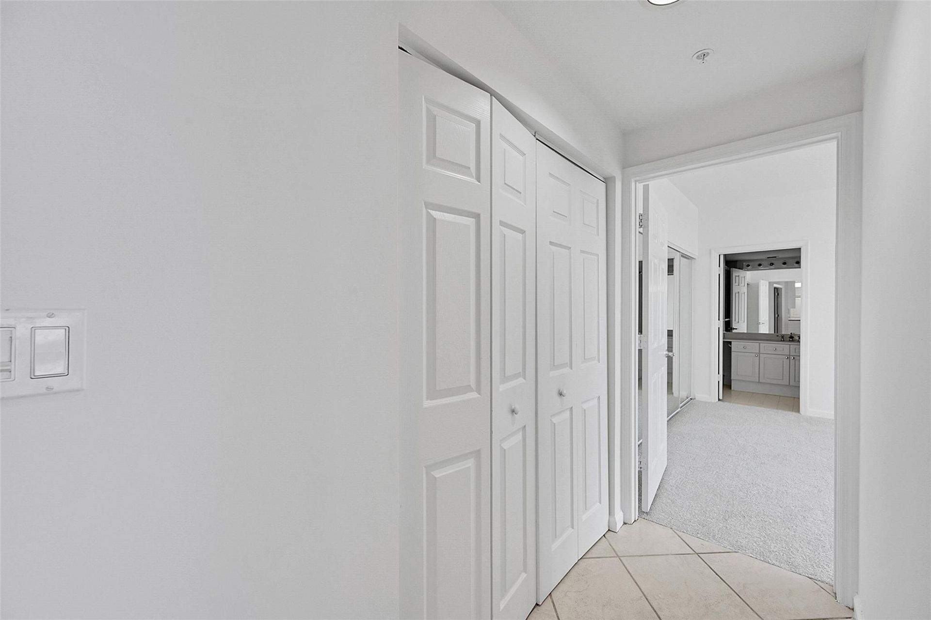 6001 N Ocean Drive, Unit 403, Hollywood, FL 33019 Photo