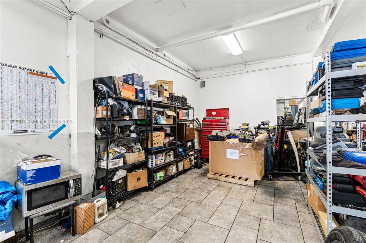 3771 Bird Rd, Miami, FL 33146 Photo