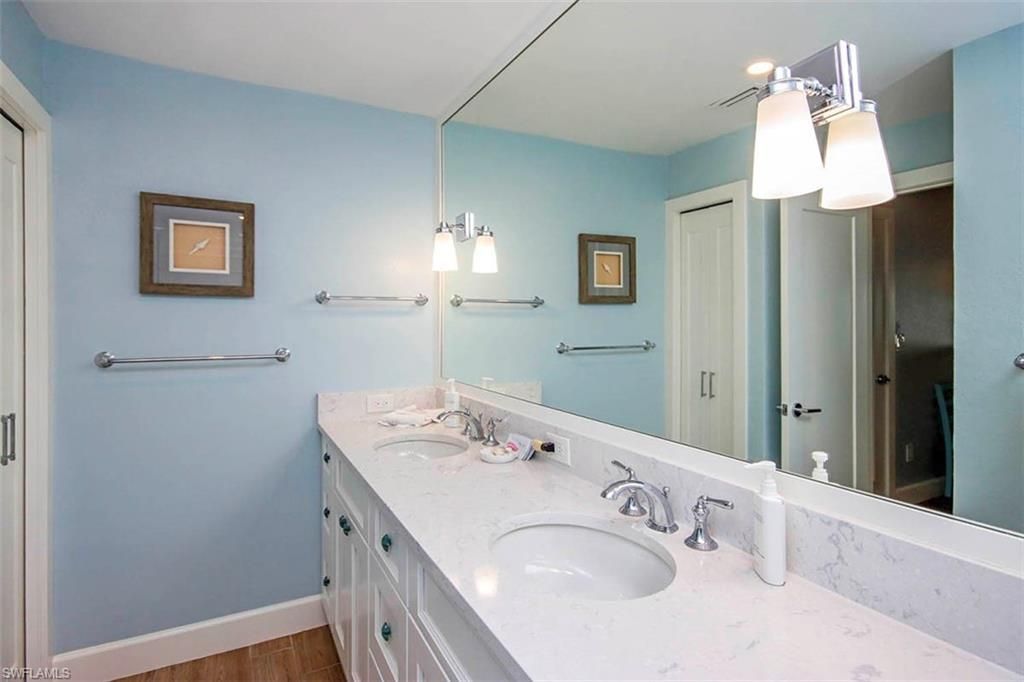 1785 Middle Gulf Dr, Unit B303, Sanibel, FL 33957 Photo