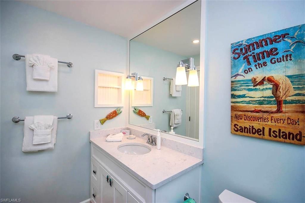1785 Middle Gulf Dr, Unit B303, Sanibel, FL 33957 Photo