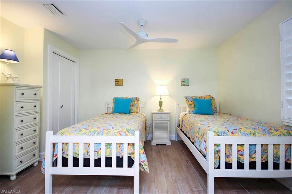 1785 Middle Gulf Dr, Unit B303, Sanibel, FL 33957 Photo