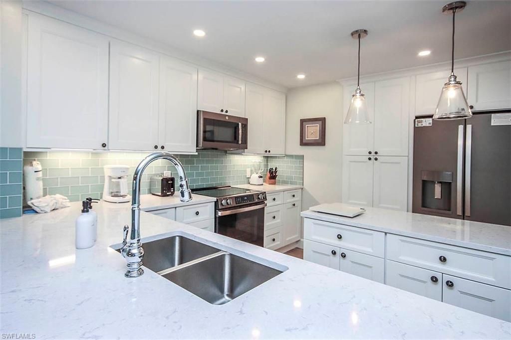 1785 Middle Gulf Dr, Unit B303, Sanibel, FL 33957 Photo