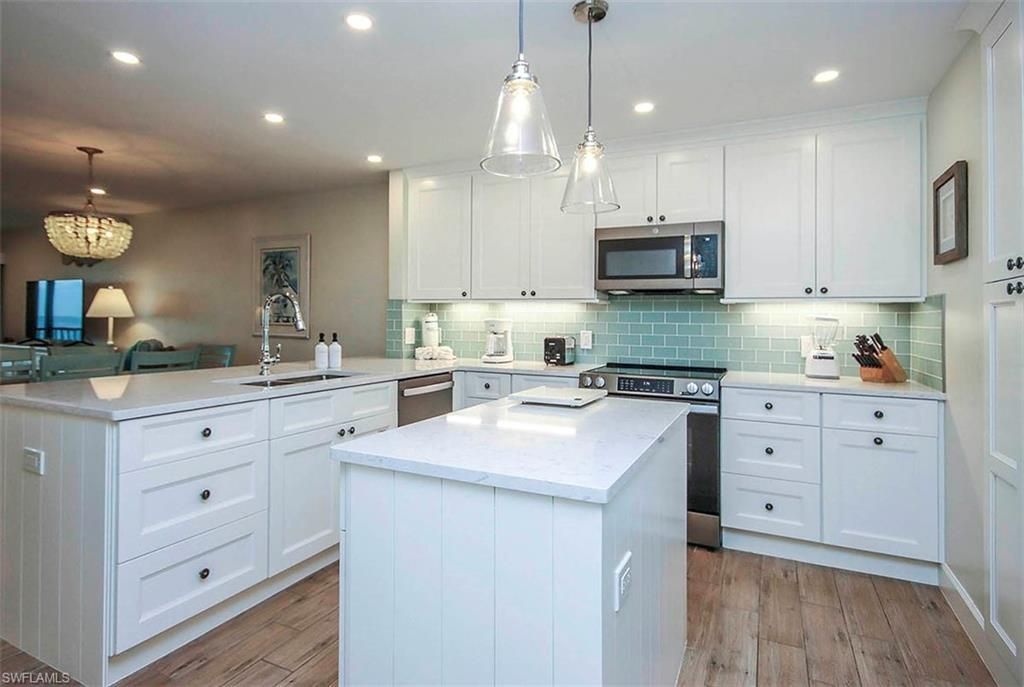 1785 Middle Gulf Dr, Unit B303, Sanibel, FL 33957 Photo