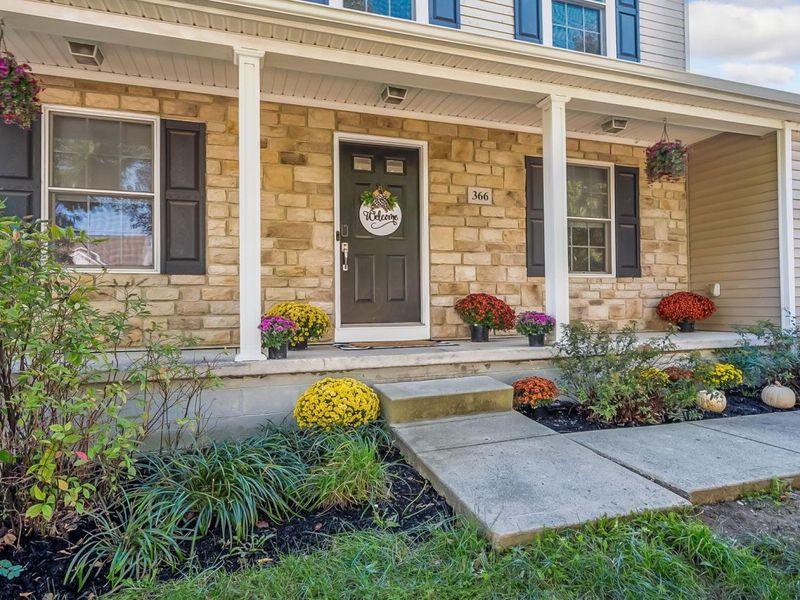 366 Cherry Leaf Road, Delaware, OH 43015 Photo 3