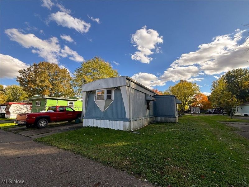 57 Redwood Drive, Beloit, OH 44609 Photo 3