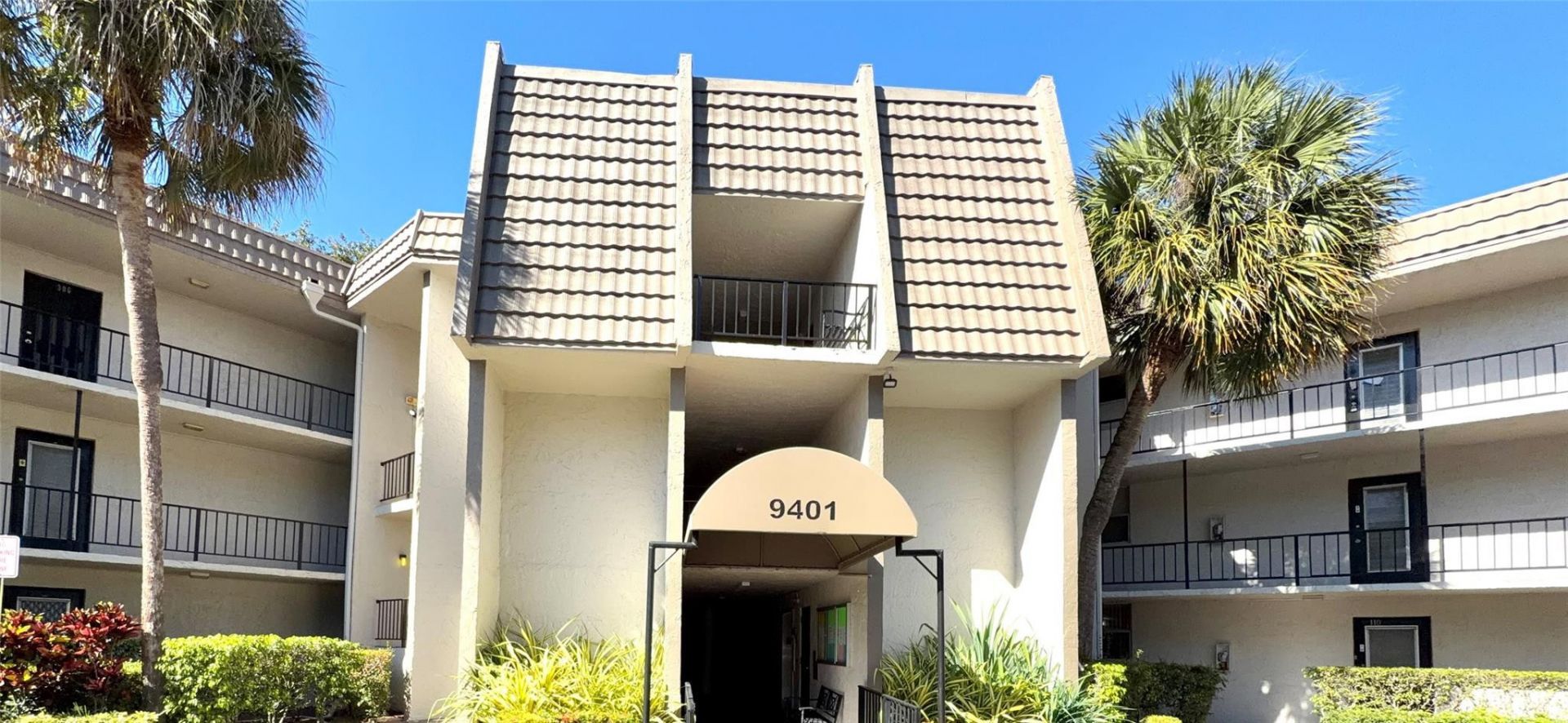 9401 Lime Bay Boulevard, Unit 114, Tamarac, FL 33321 Photo