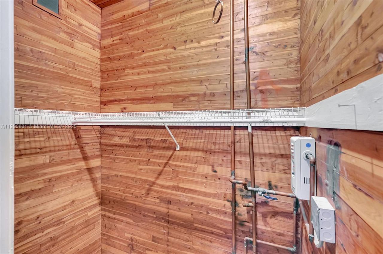 6881 Bay Dr, Unit 7, Miami Beach, FL 33141 Photo