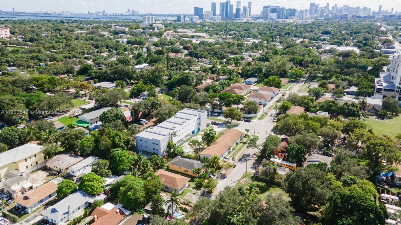 155 NW 59th St, Miami, FL 33127 Photo