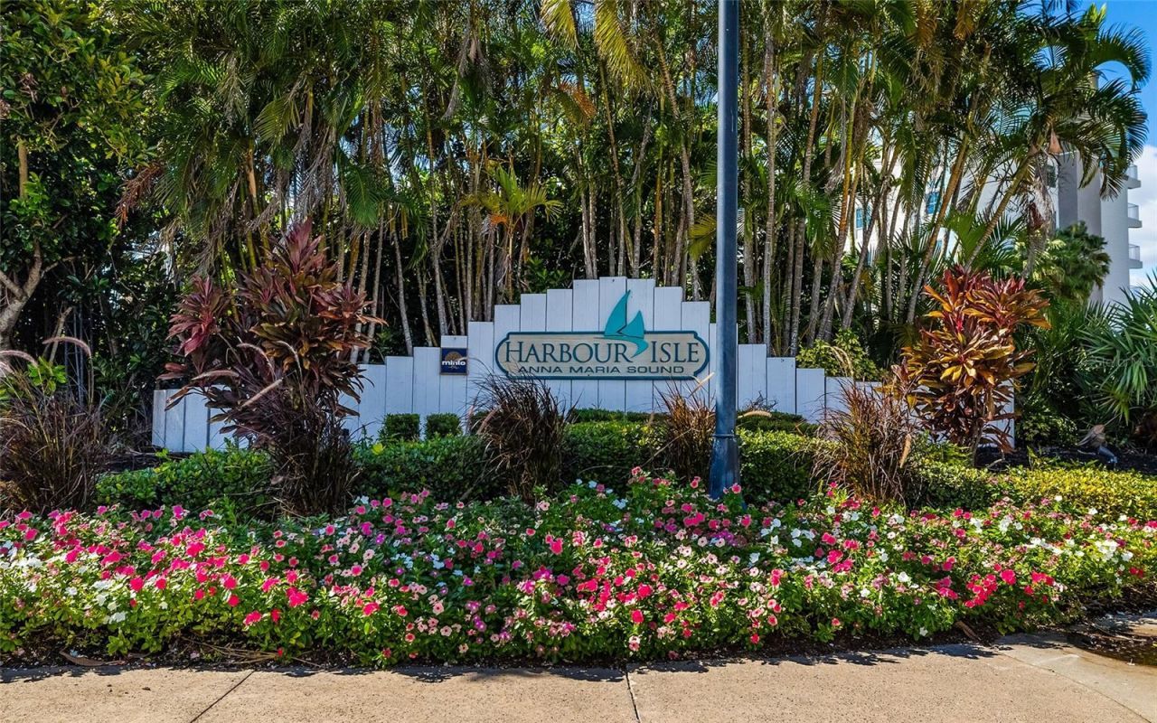 339 Sapphire Lake Drive, Unit 101, Bradenton, FL 34209 Photo