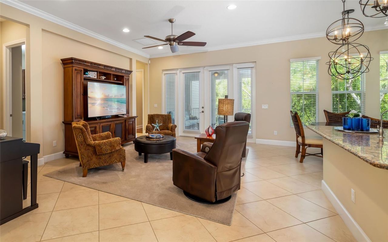 339 Sapphire Lake Drive, Unit 101, Bradenton, FL 34209 Photo