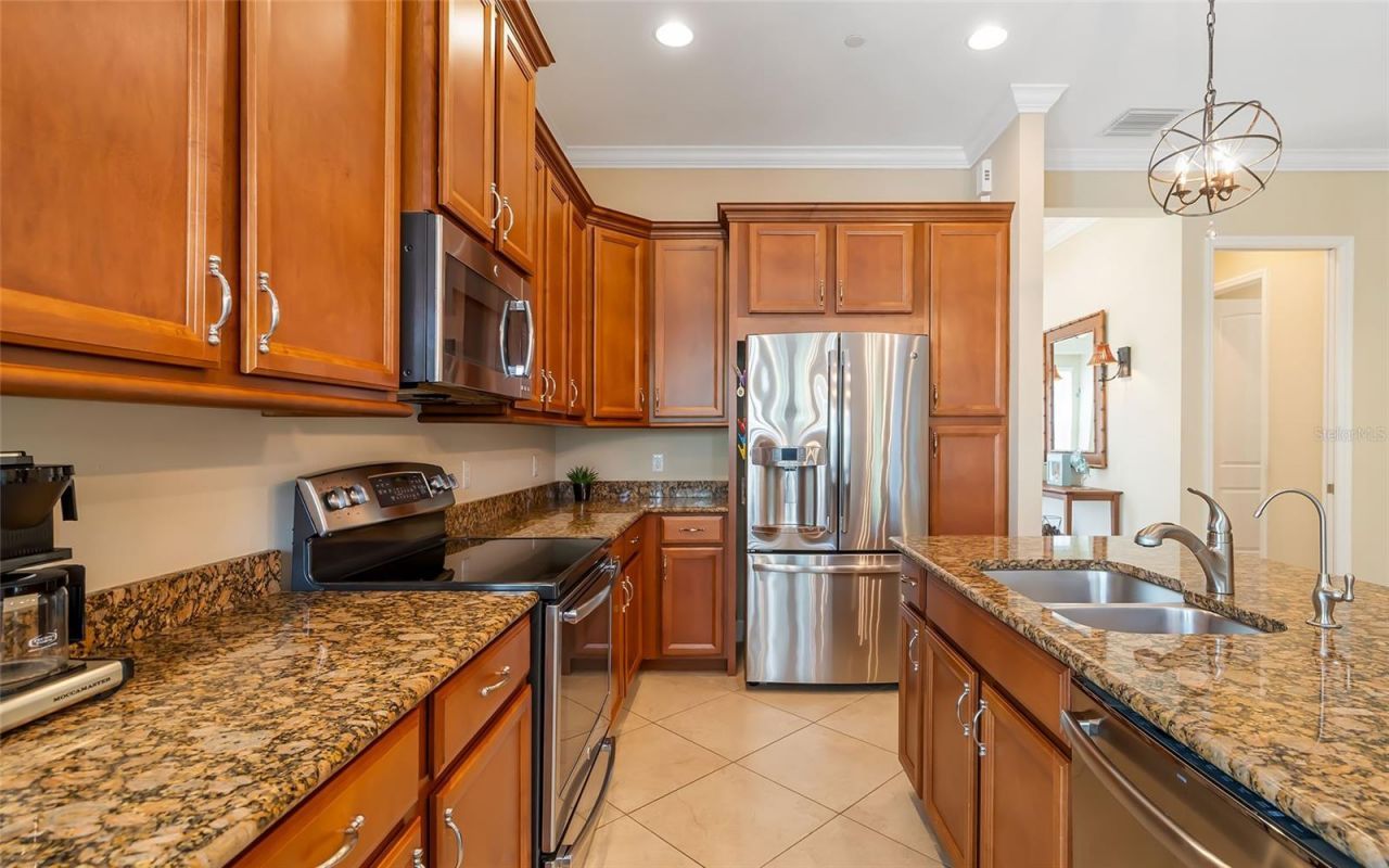 339 Sapphire Lake Drive, Unit 101, Bradenton, FL 34209 Photo