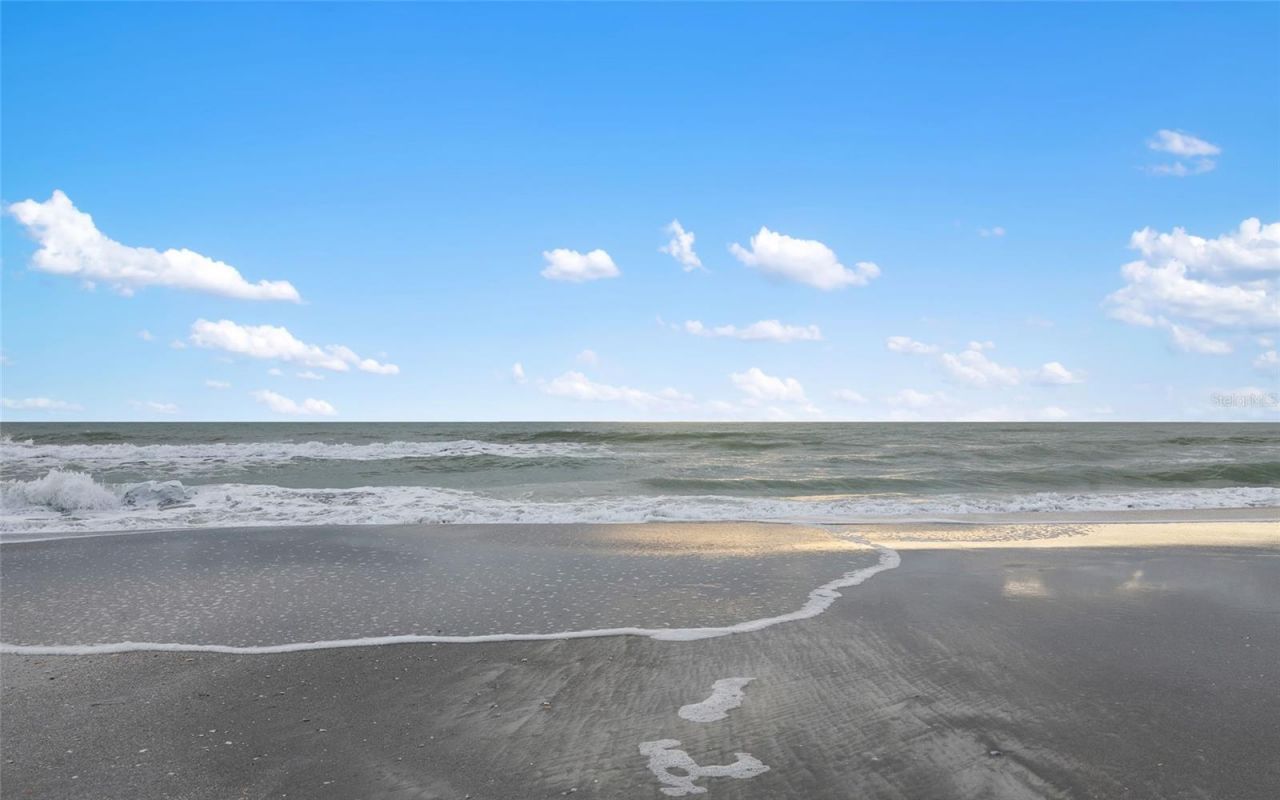 339 Sapphire Lake Drive, Unit 101, Bradenton, FL 34209 Photo