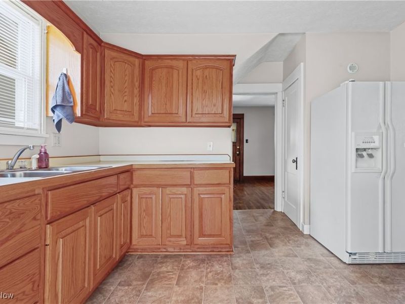 2408 S Linden Avenue, Alliance, OH 44601 Photo 17