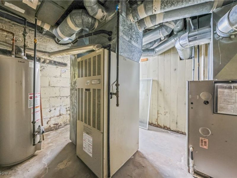 2408 S Linden Avenue, Alliance, OH 44601 Photo 35