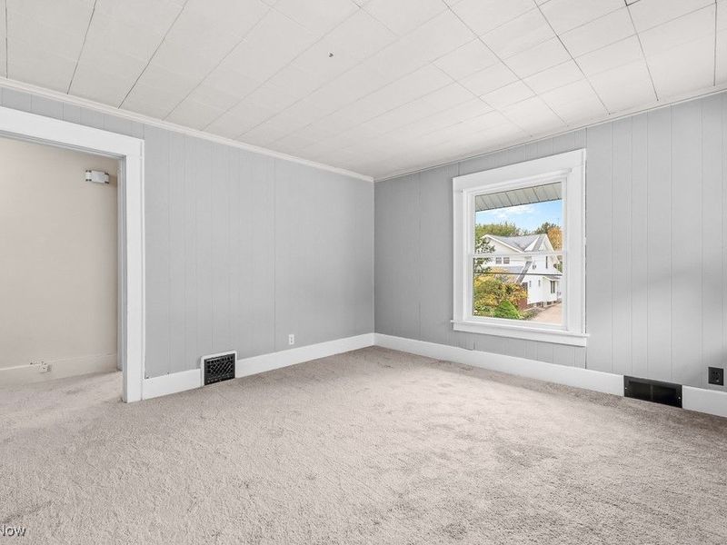 2408 S Linden Avenue, Alliance, OH 44601 Photo 8