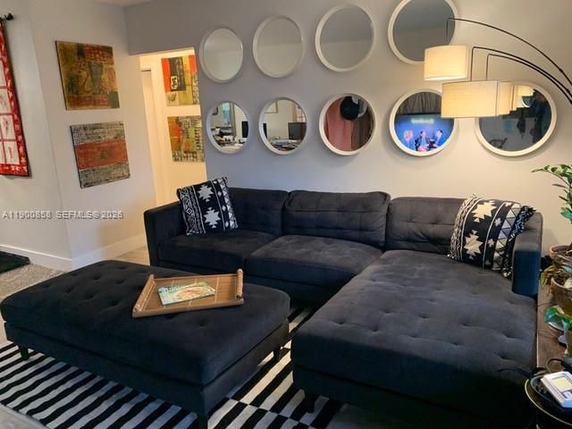 2 NE 44 St, Miami, FL 33137 Photo