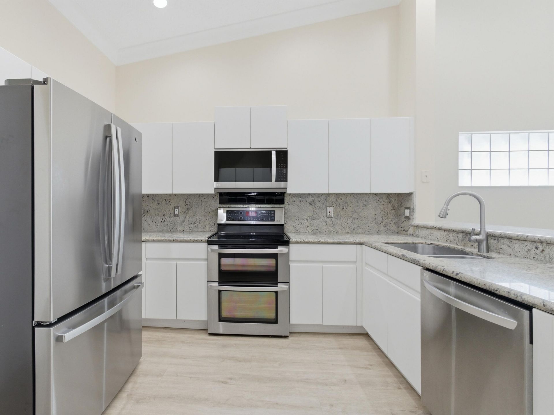 9734 Harbour Lake Circle, Boynton Beach, FL 33437 Photo