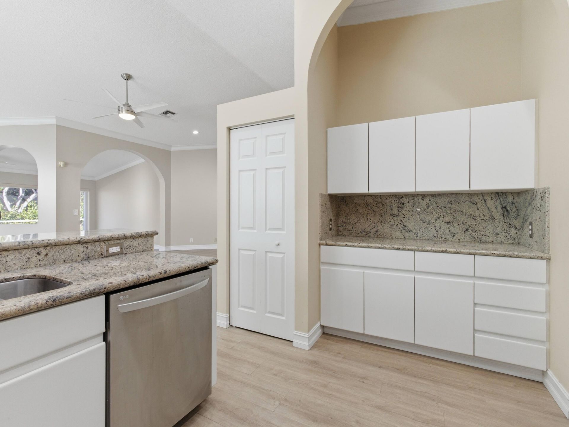 9734 Harbour Lake Circle, Boynton Beach, FL 33437 Photo