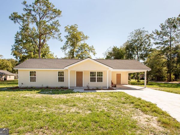 2350 Edgewood Street, Waycross, GA 31501