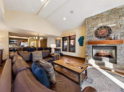 6750 N North Lake Boulevard, Tahoe Vista, CA 96148 Photo