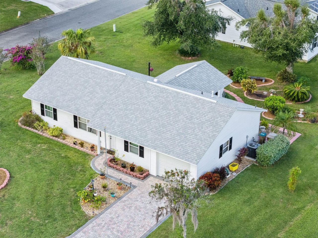 26104 Newcombe Circle, Leesburg, FL 34748 Main Photo