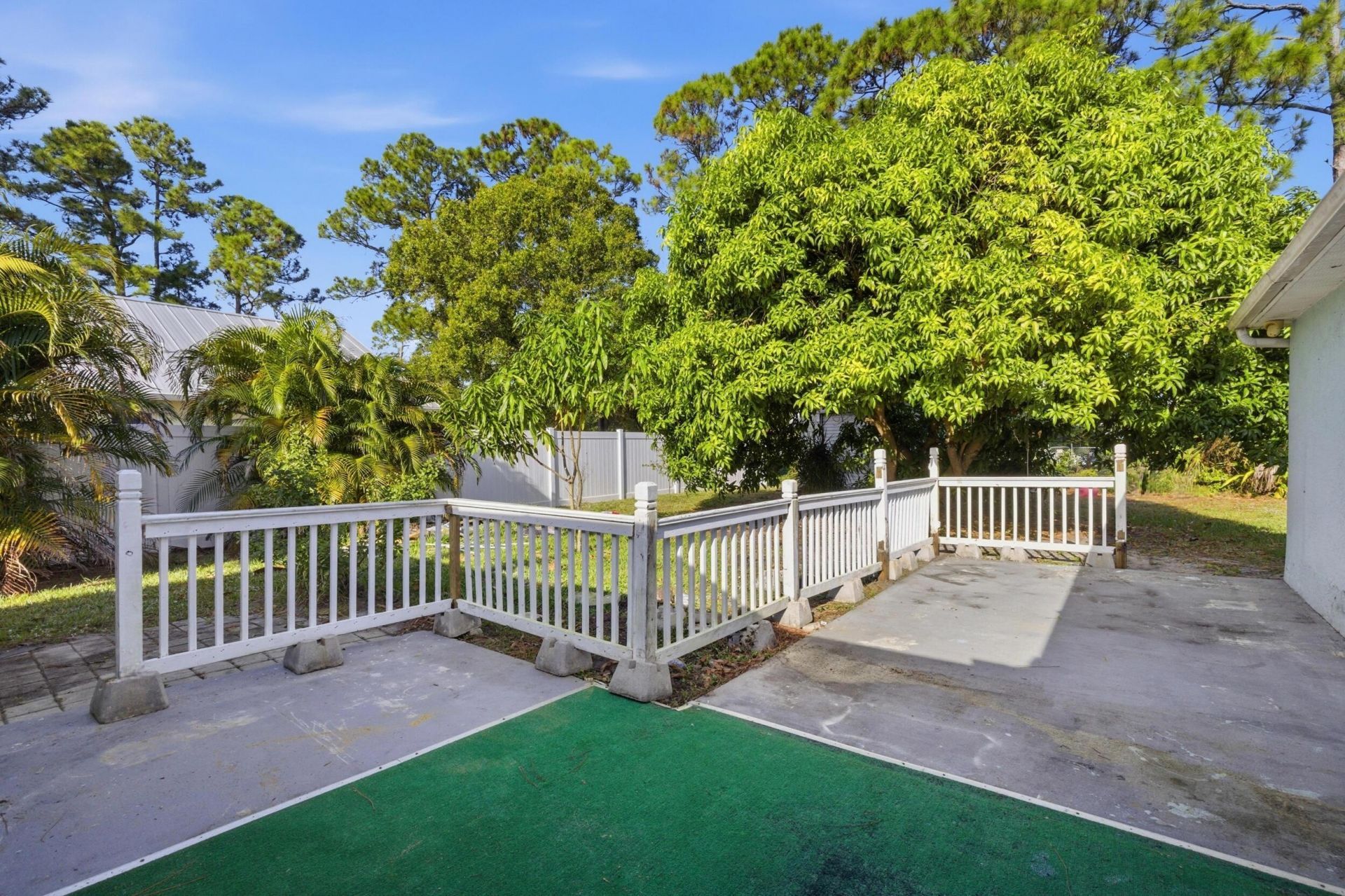 1273 SW Glastonberry Avenue, Port Saint Lucie, FL 34953 Photo