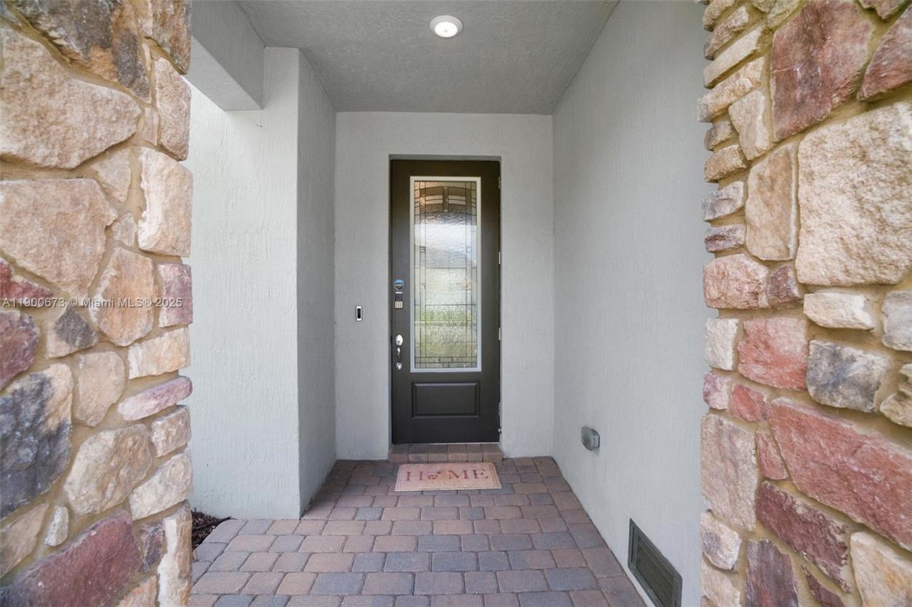 8036 NW 78th St, Tamarac, FL 33321 Photo