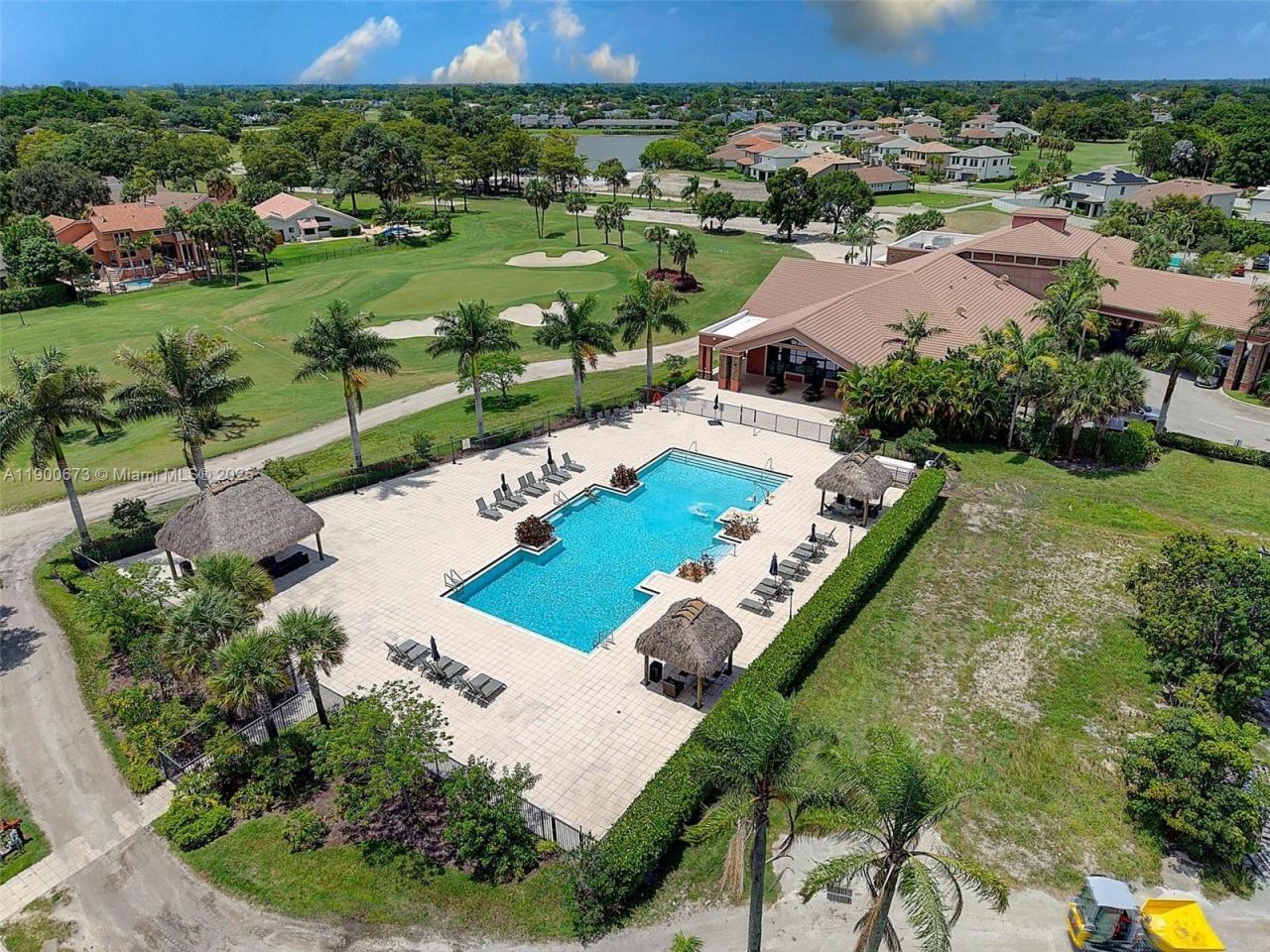 8036 NW 78th St, Tamarac, FL 33321 Photo