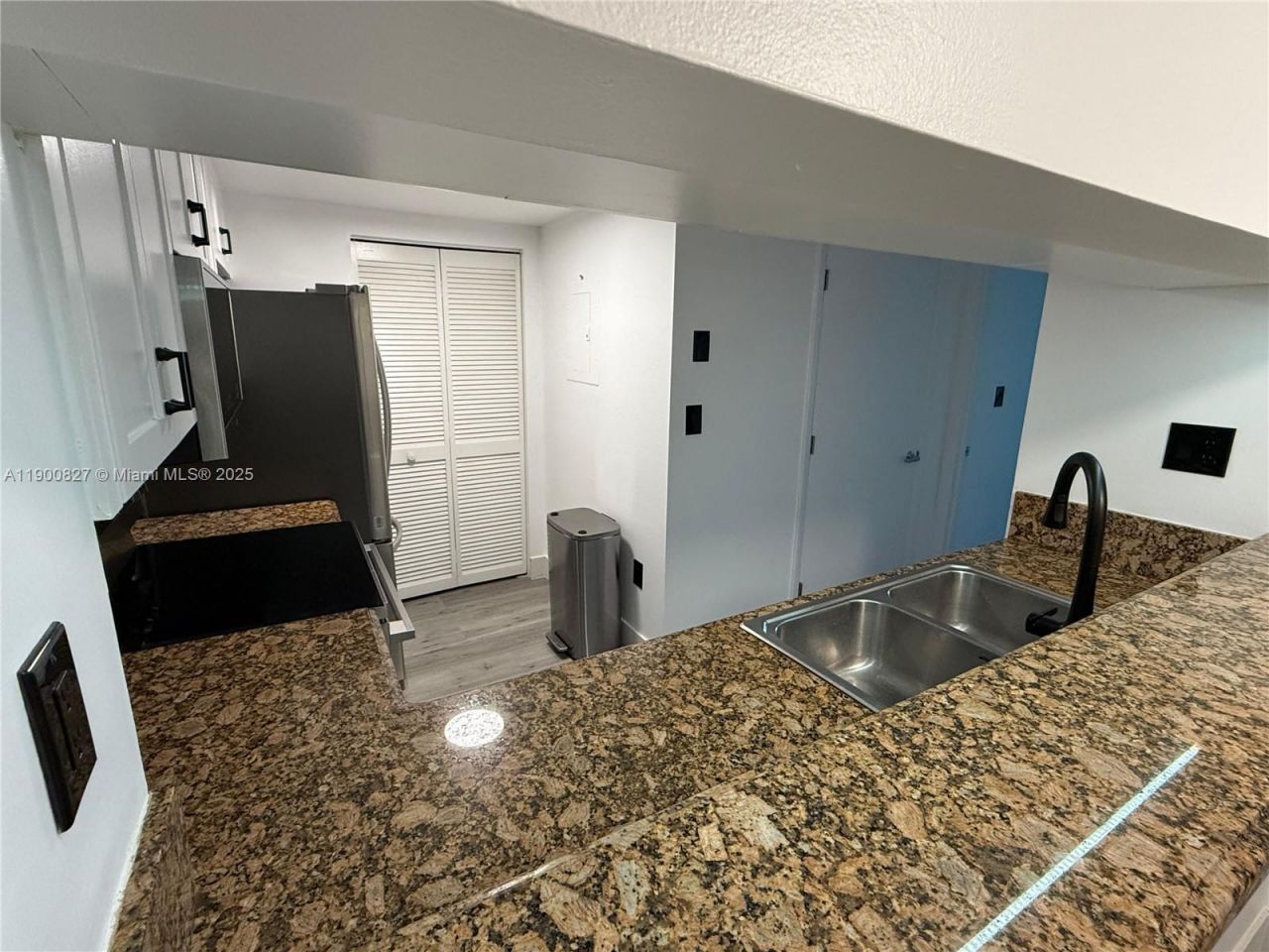 650 West Ave, Unit 303, Miami Beach, FL 33139 Photo