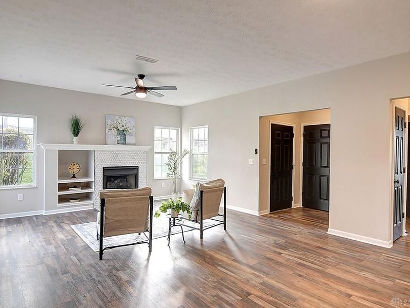 1539 Commons Drive, Miamisburg, OH 45342 Photo 6