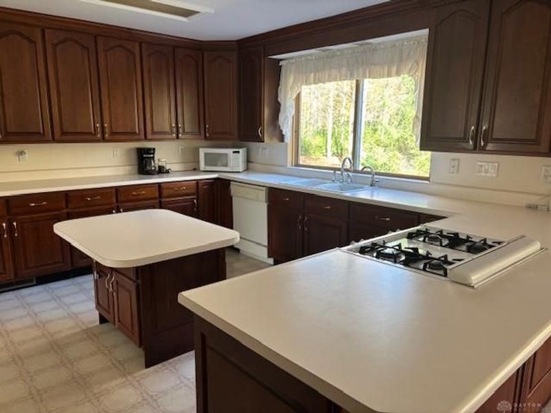 6051 Sonora Road, Lewisburg, OH 45338 Photo 16