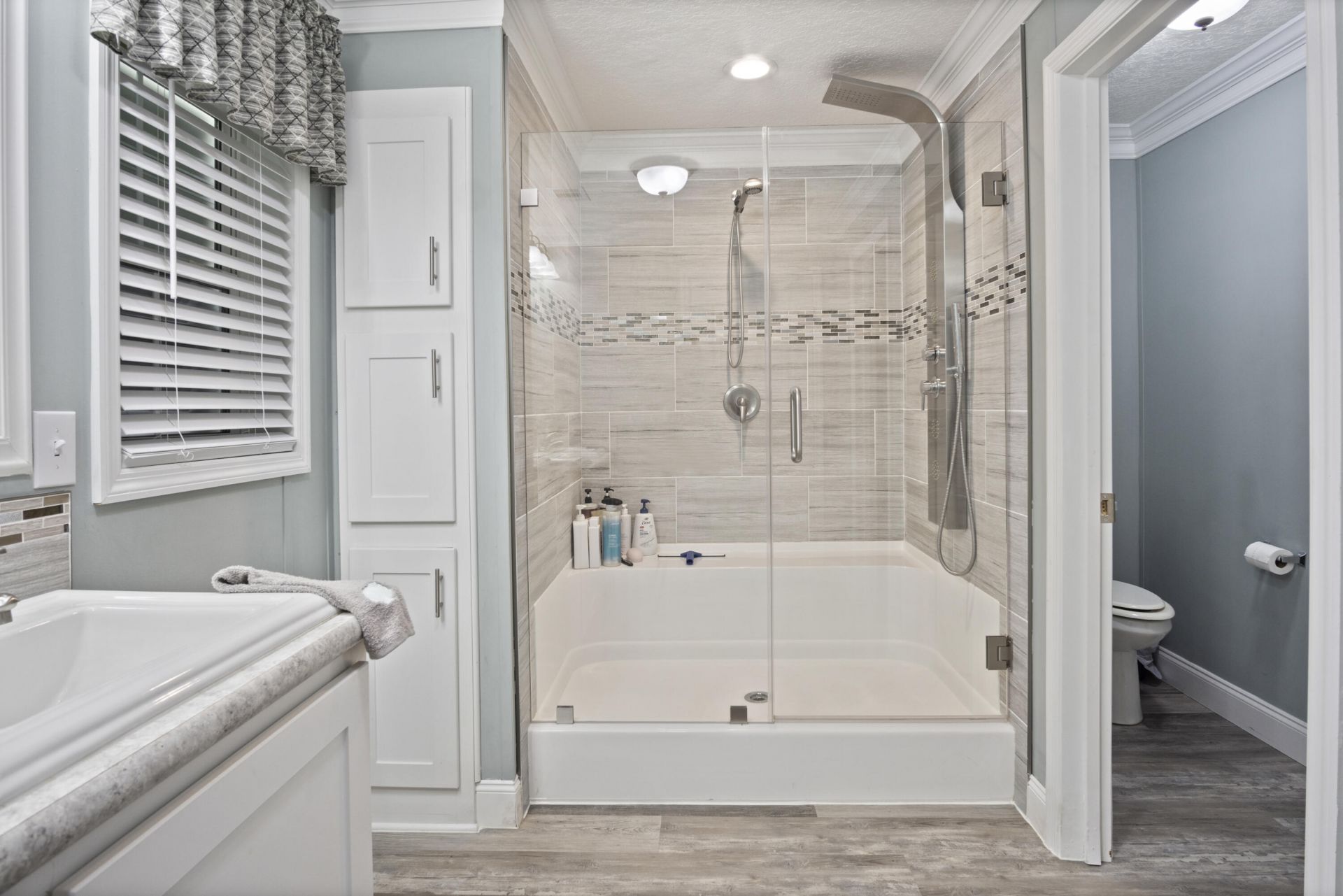 8328 SE Swan Avenue, Hobe Sound, FL 33455 Photo