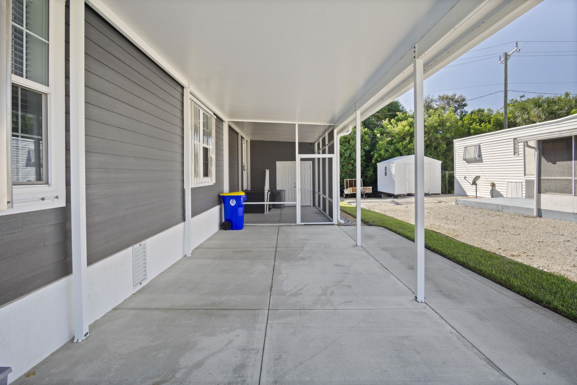 8328 SE Swan Avenue, Hobe Sound, FL 33455 Photo